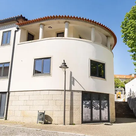 Casa De - *