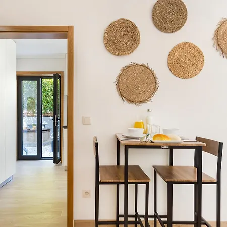 Casa De - *